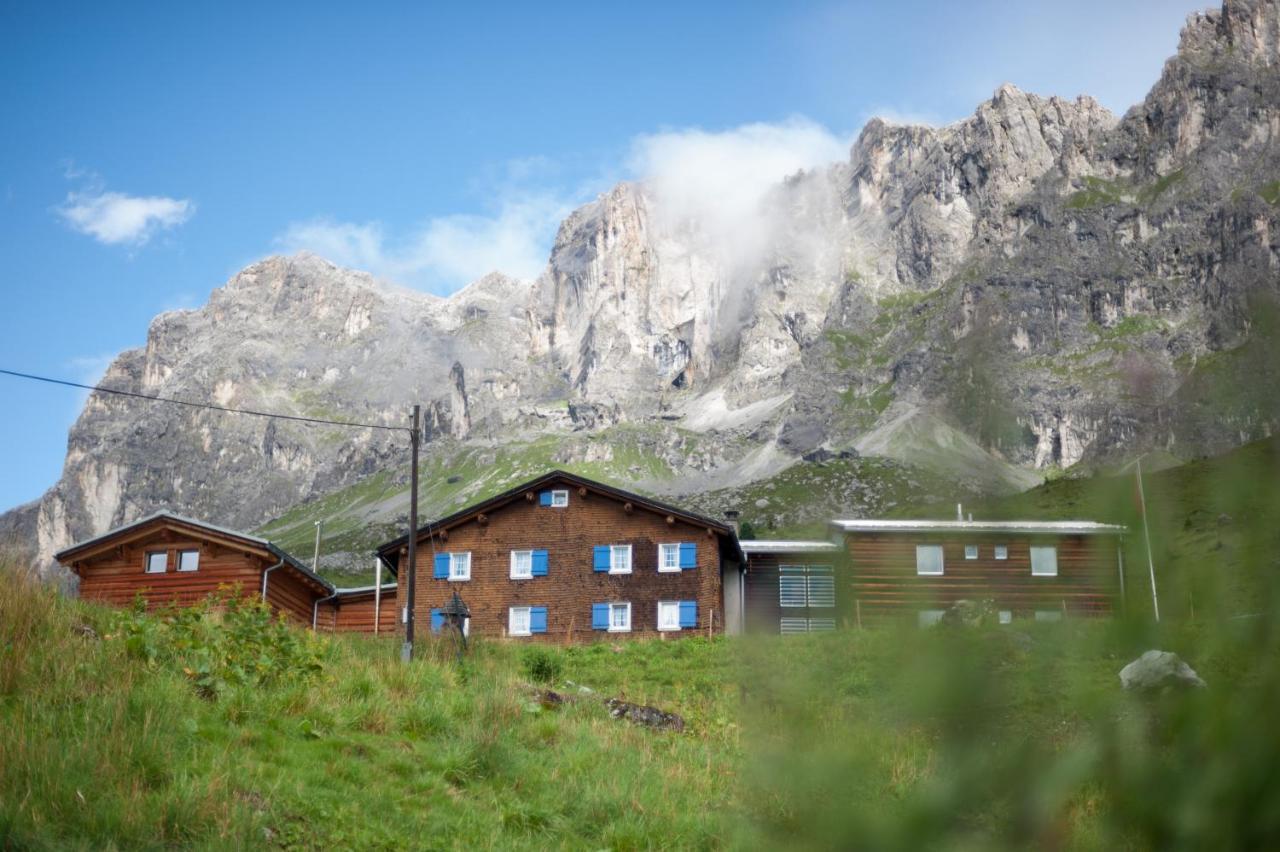 Berghaus Sulzfluh Hotel Sankt Antönien Buitenkant foto