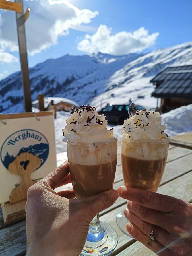 Berghaus Sulzfluh Hotel Sankt Antönien Buitenkant foto